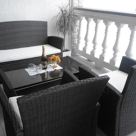 12116e * تْسْغيكفانِتْسا