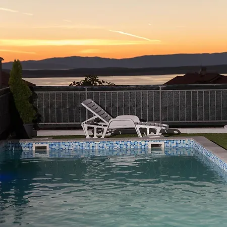 شقة 12116e تْسْغيكفانِتْسا